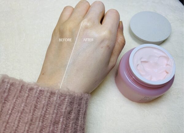 Innisfree - Jeju Cherry Blossom Tone-up Cream - Imagen 2