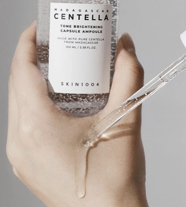 Skin1004 - Madagascar Centella Tone Brightening Capsule Ampoule - Imagen 2